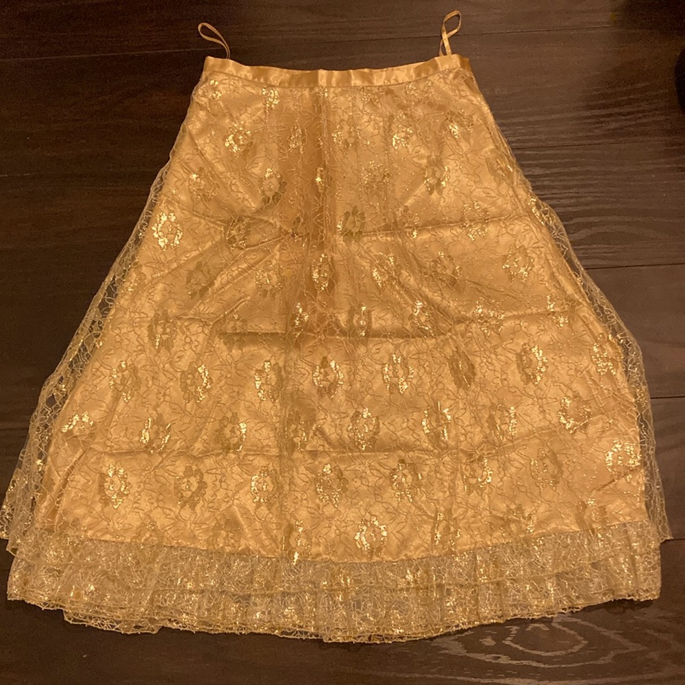 Metallic lace skirt